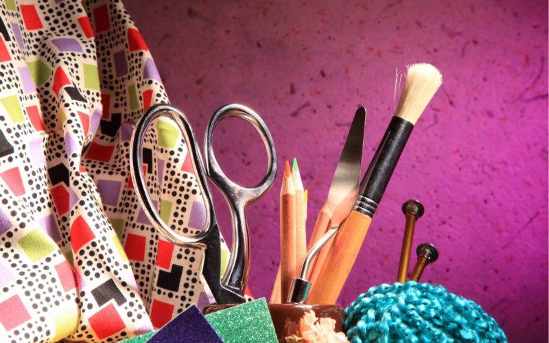 Diamond Painting vs Other Crafts: Collection of craft supplies